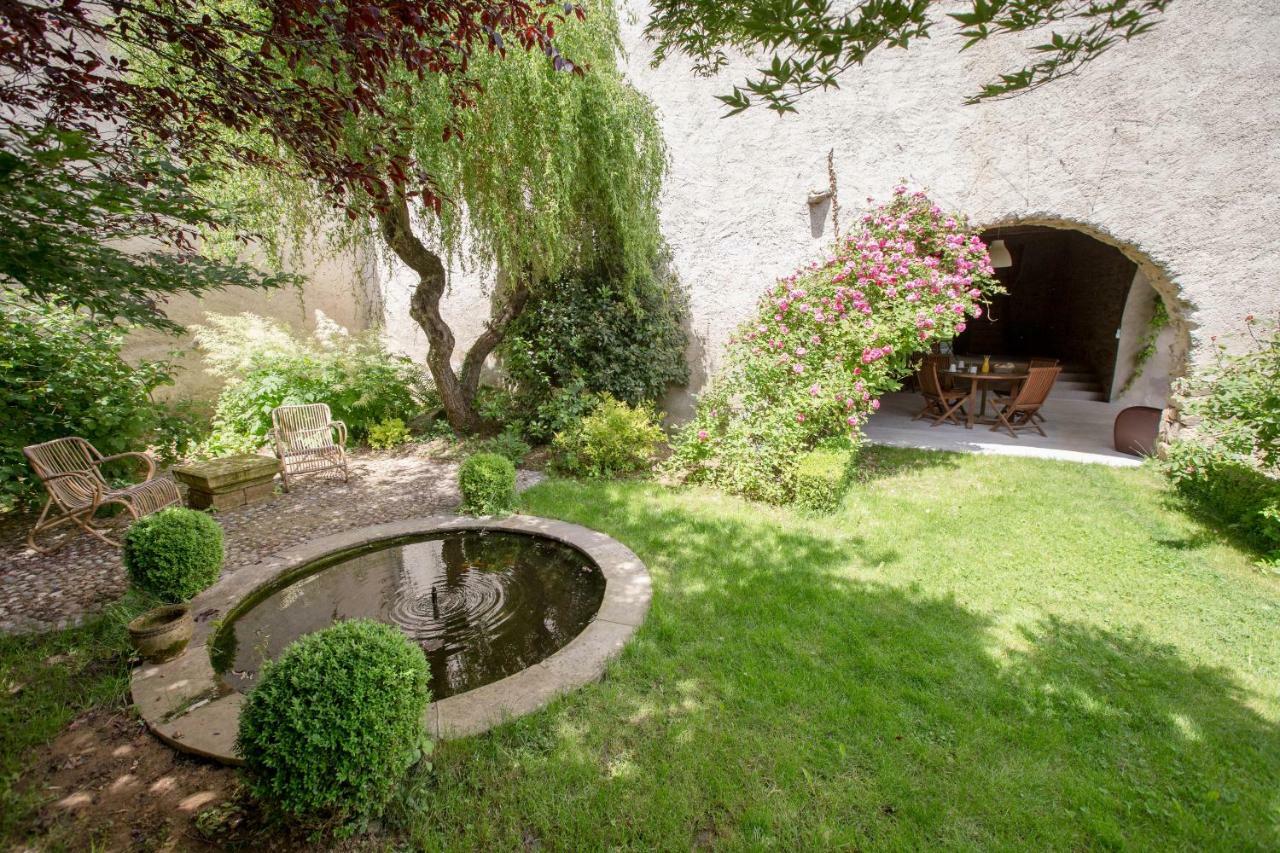 Le Clos Du Perret Chaussan Exterior foto