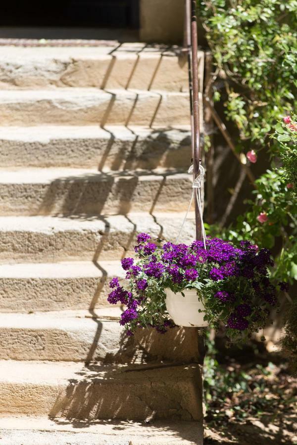 Le Clos Du Perret Chaussan Exterior foto